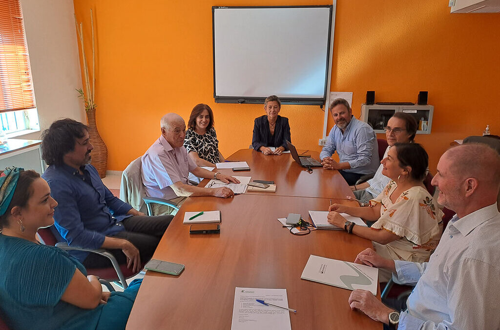 Junta directiva de la Asociación Extremeña de Fundaciones en Cáceres